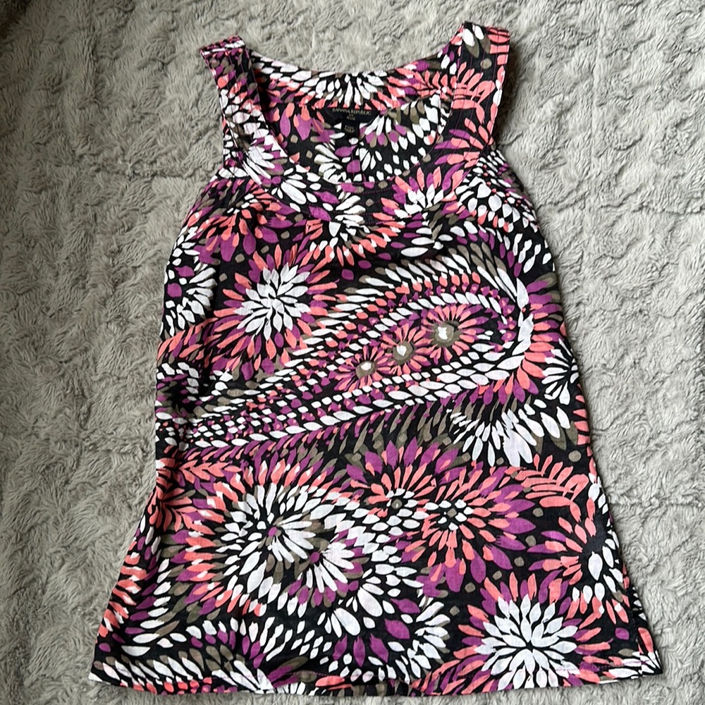 Lightly worn Banana Republic pattern tank